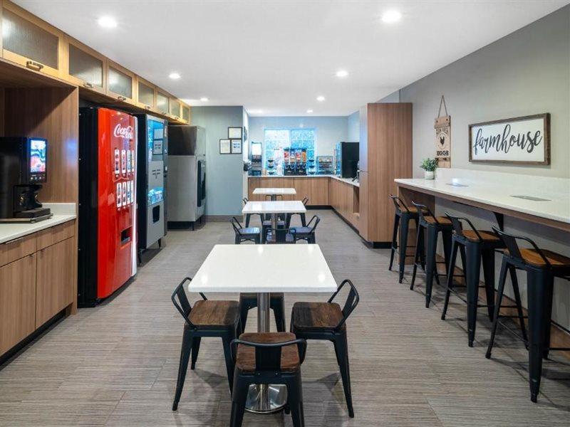 Microtel Inn & Suites Columbus North Ngoại thất bức ảnh