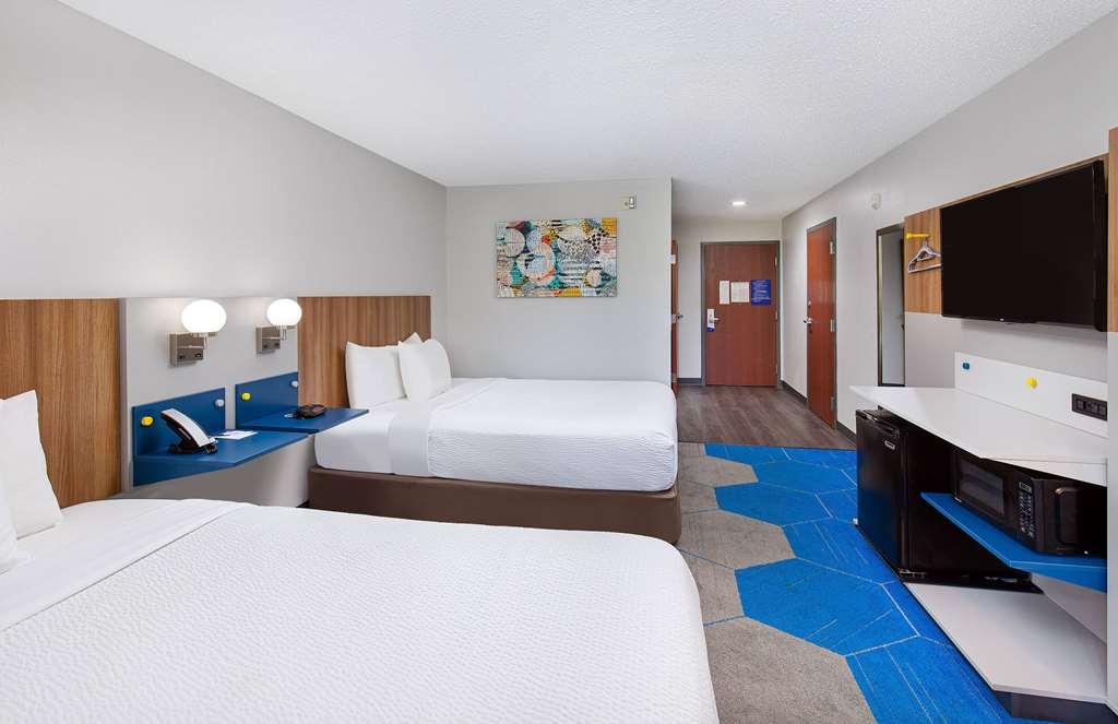 Microtel Inn & Suites Columbus North Phòng bức ảnh