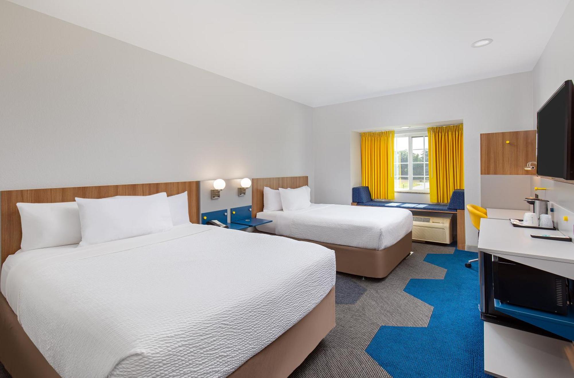 Microtel Inn & Suites Columbus North Ngoại thất bức ảnh