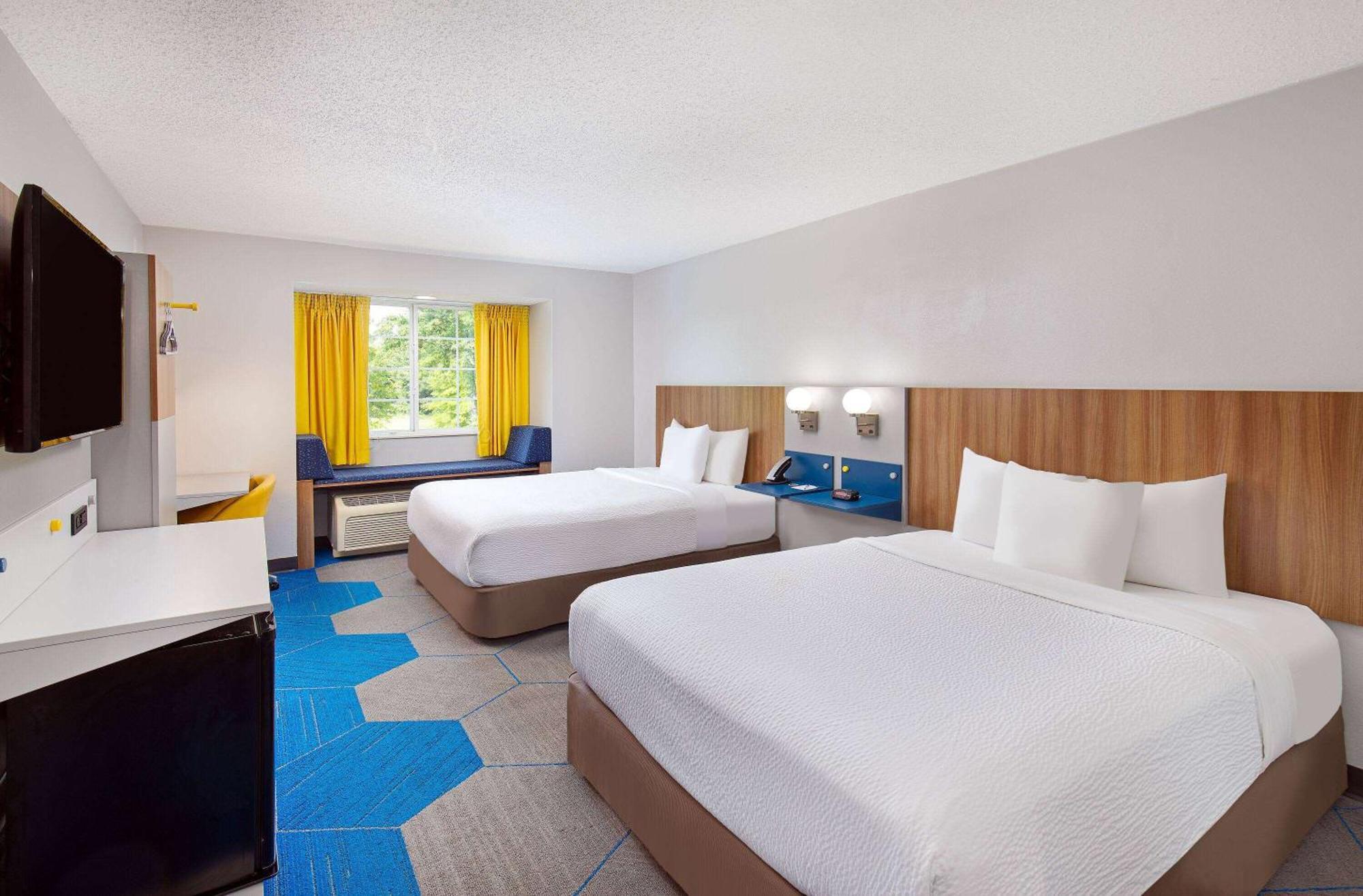 Microtel Inn & Suites Columbus North Ngoại thất bức ảnh